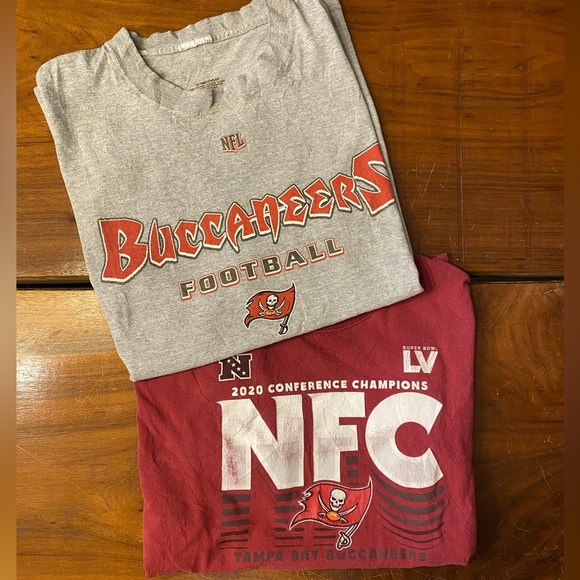 Tampa Bay Buccaneers T-Shirt Bundle - Picture 1 of 7